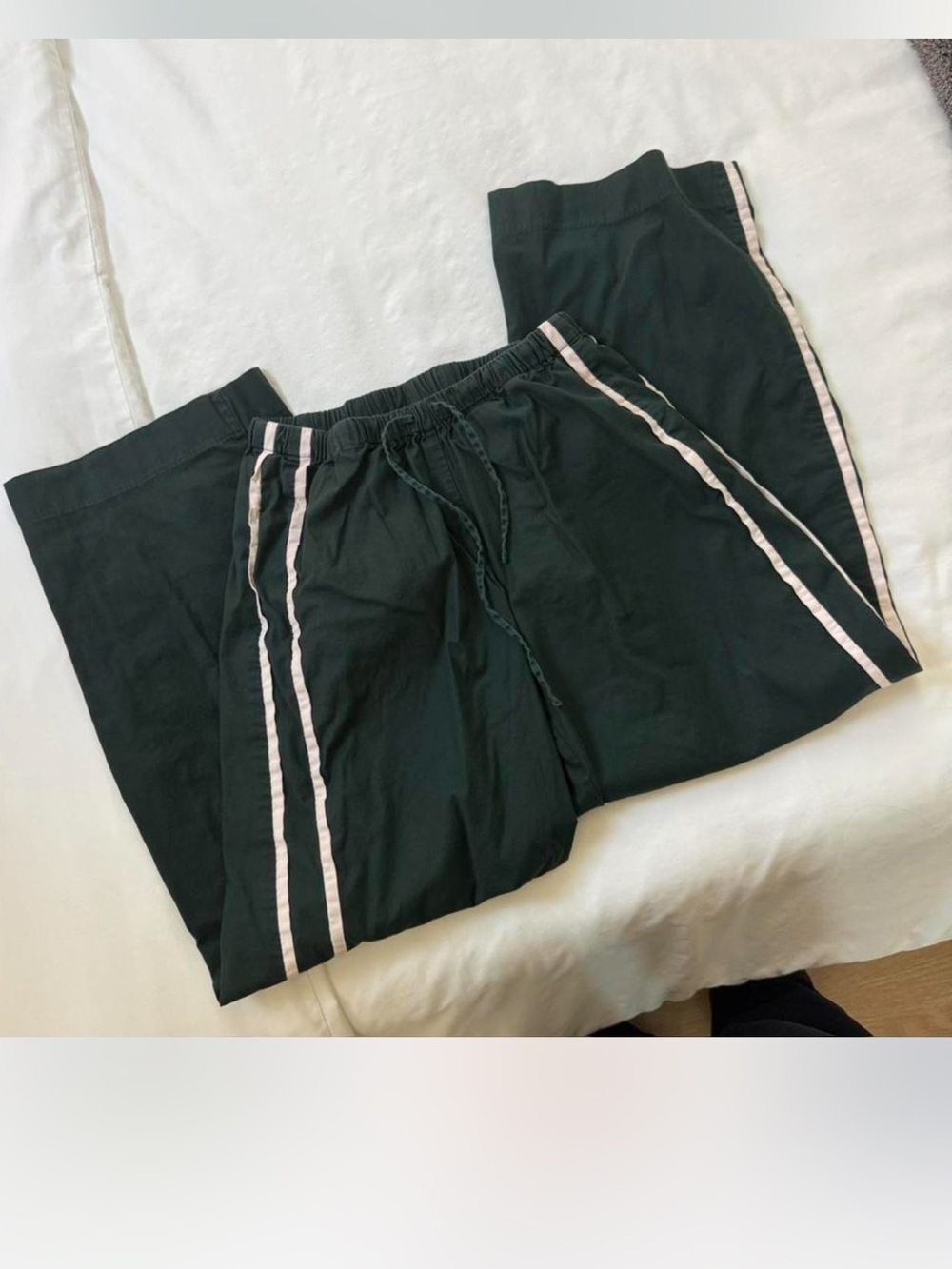 REFORMATION Julien Poplin Pants - Picture 6 of 7